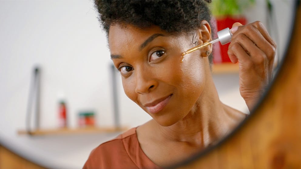 plumping facial oil
